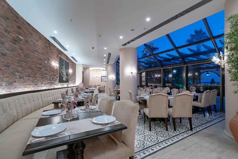 Royal Teos Thermal Resort Clinic & Spa - Halal Hotel