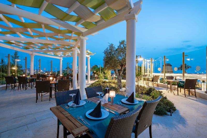 Royal Teos Thermal Resort Clinic & Spa - Halal Hotel