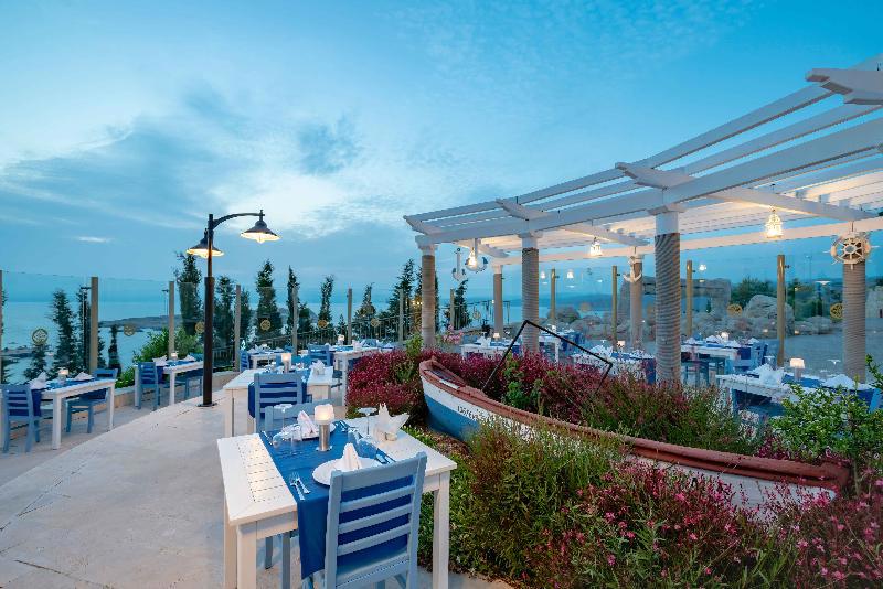 Royal Teos Thermal Resort Clinic & Spa - Halal Hotel