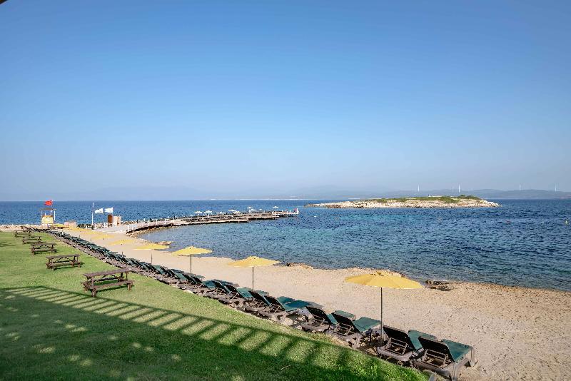 Royal Teos Thermal Resort Clinic & Spa - Halal Hotel