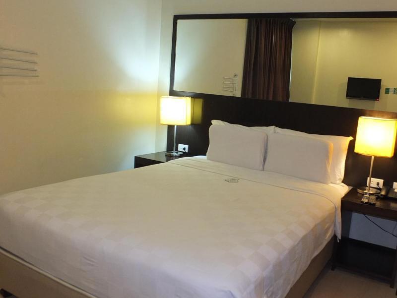 Go Hotels Dumaguete