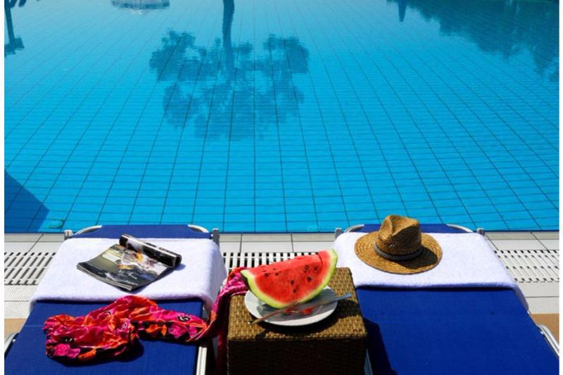 Comer Kinetta Beach galeri fotoğrafı