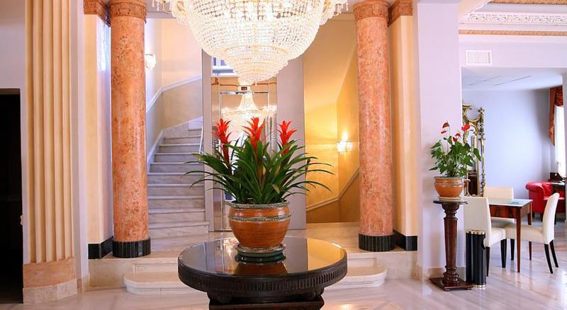 Vigo Hotel