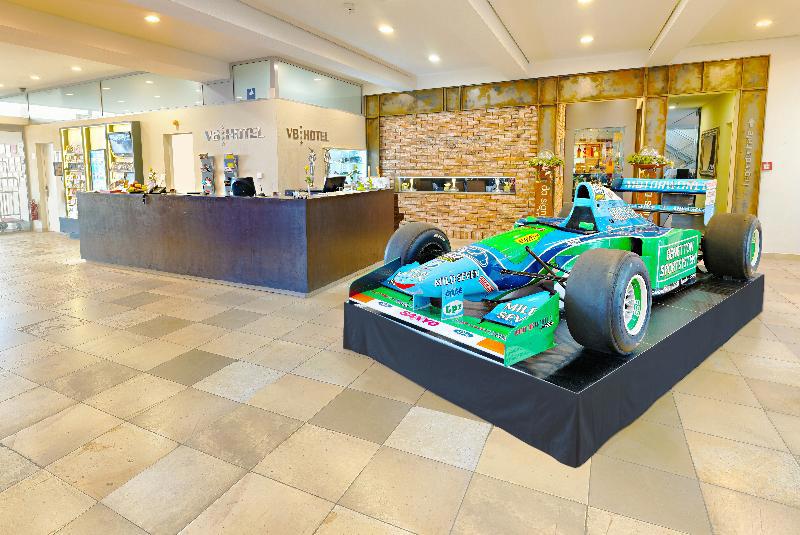V8 Hotel Classic Motorworld Region Stuttgart galeri fotoğrafı