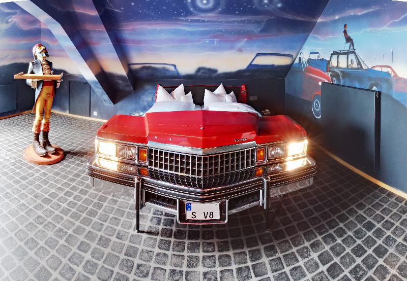 V8 Hotel Classic Motorworld Region Stuttgart galeri fotoğrafı