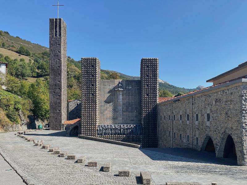 Iraipe Santuario De Arantzazu Hotel