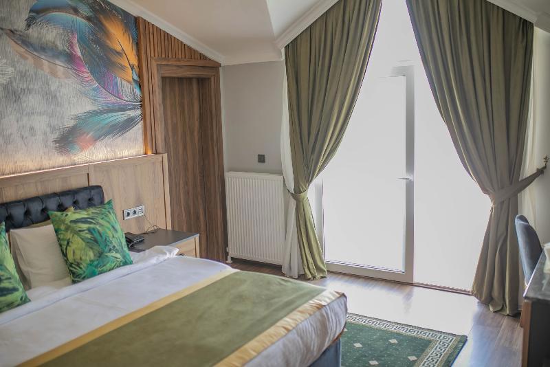 The Green Oasis Hotel & Spa