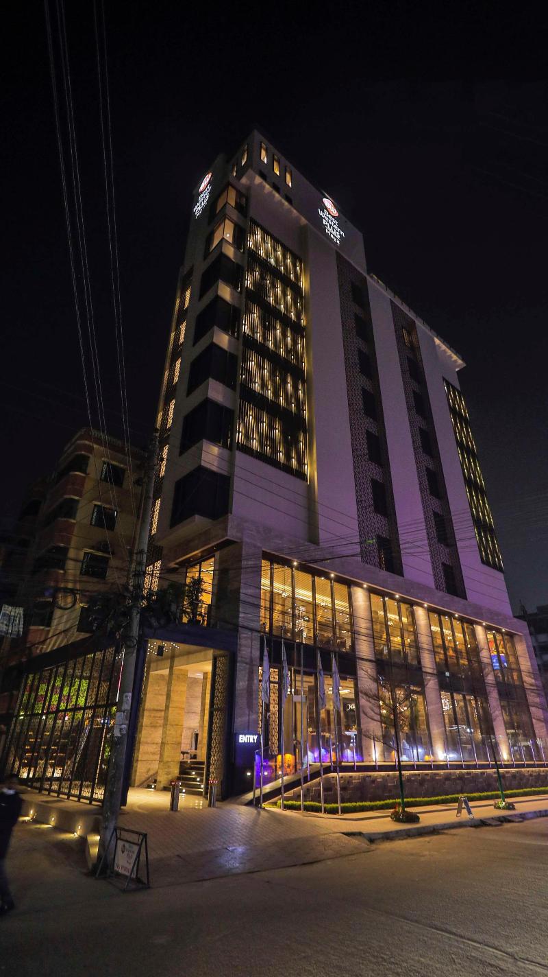 Best Western Plus Runway - Luxury Collection Hotel