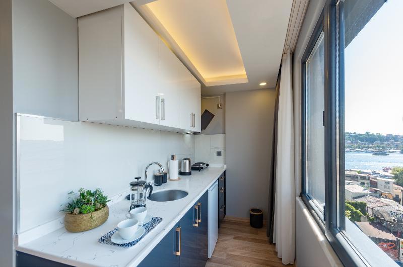 Art Karakoy Suites Hotel