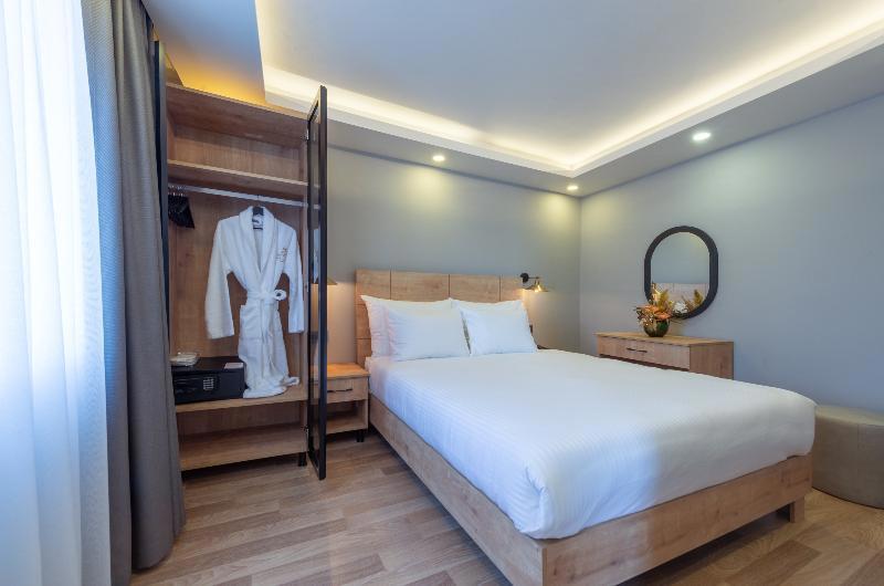 Art Karakoy Suites Hotel