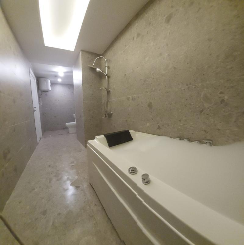 Golden Tulip Abha