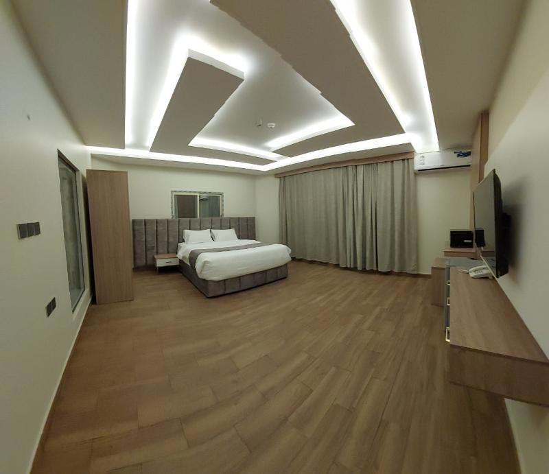 Golden Tulip Abha