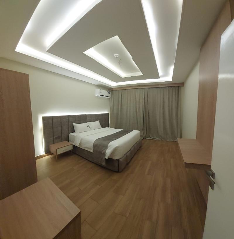 Golden Tulip Abha