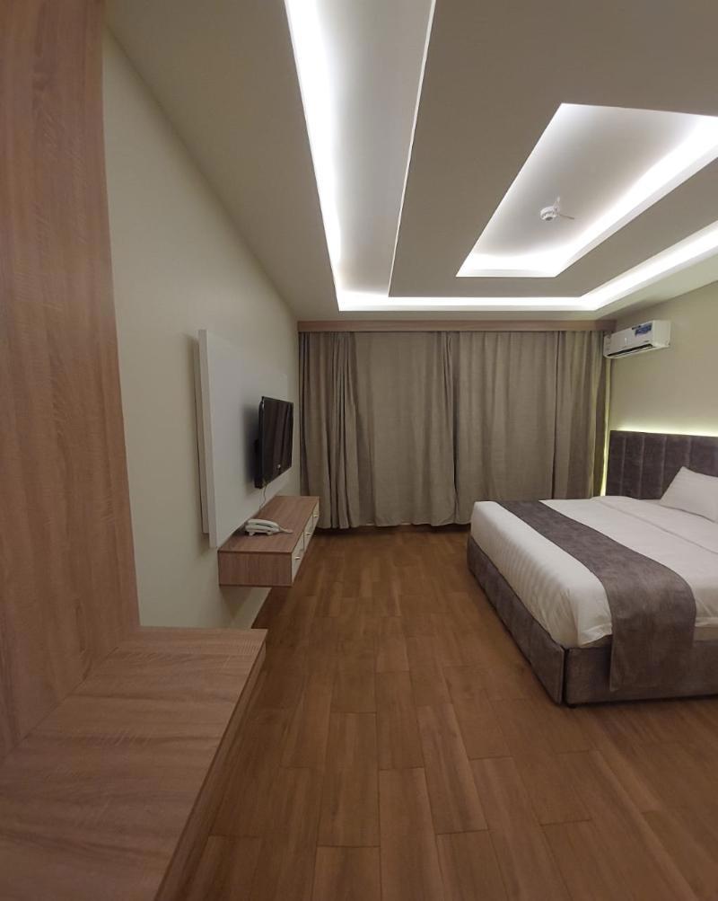 Golden Tulip Abha