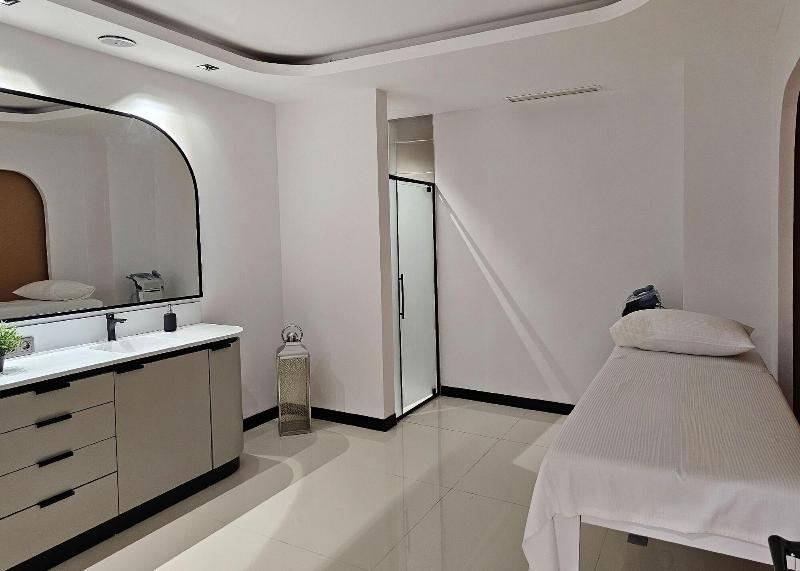 Cosmos Health Center By Medworld
