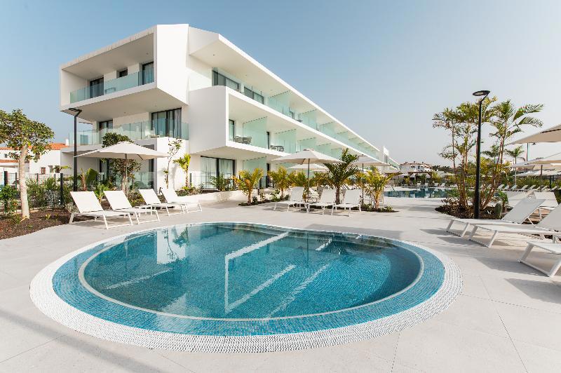 Amarilla Golf Residences