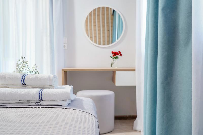 Nefeli Fresh Hotel