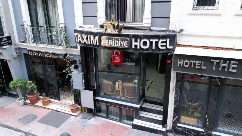 Dnz Thetaximx Hotel