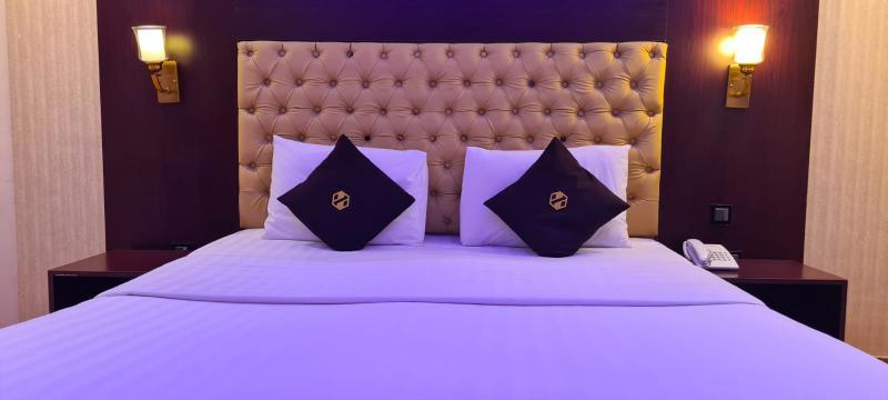 Raha Grand Hotel galeri fotoğrafı