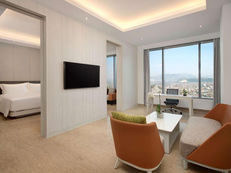 Grand Mercure Lampung