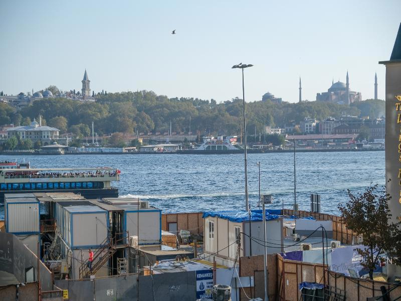 Palazzo Suit Karakoy