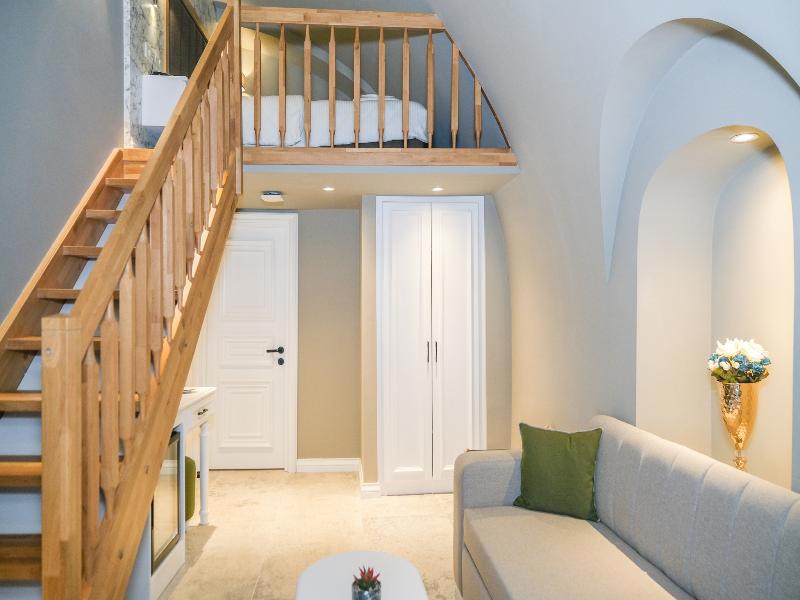 Palazzo Suit Karakoy