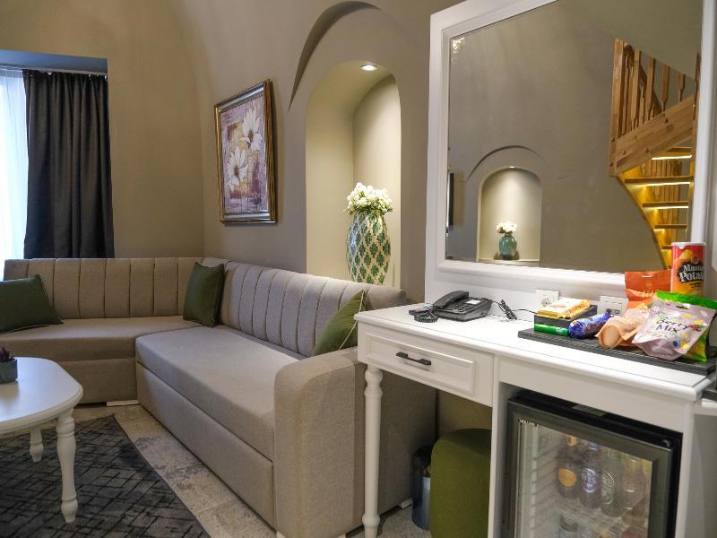 Palazzo Suit Karakoy