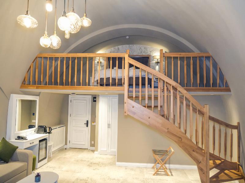 Palazzo Suit Karakoy