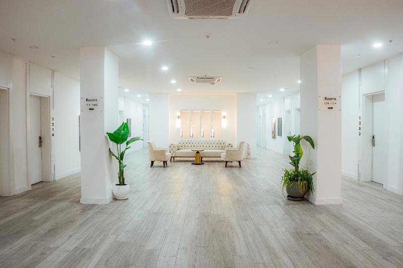 Regenesis Suite Hotel & Spa