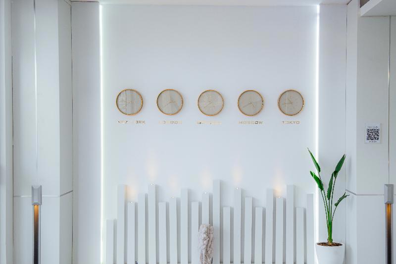 Regenesis Suite Hotel & Spa