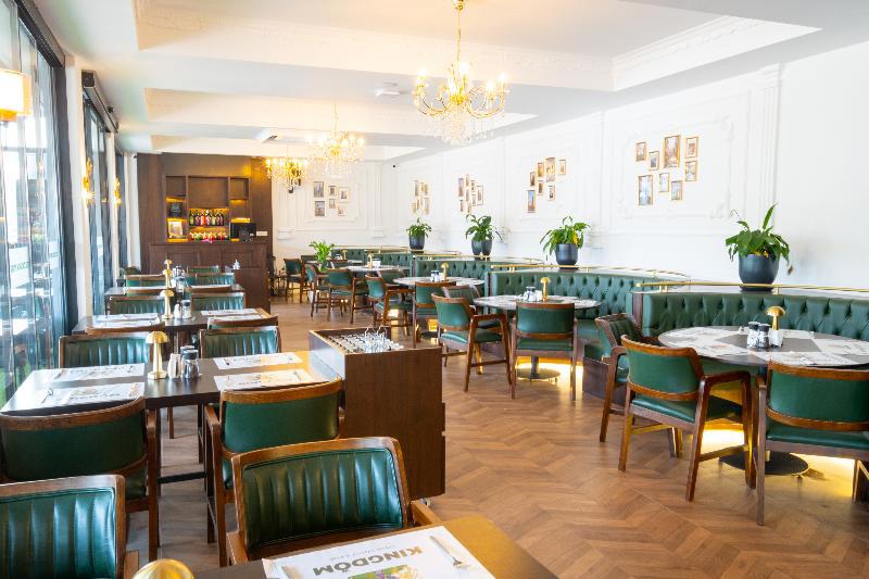 Regenesis Suite Hotel & Spa