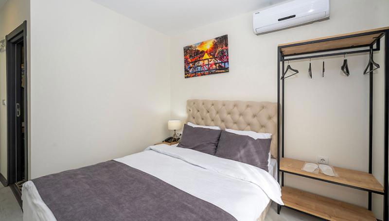 Gloria Airport Hotel