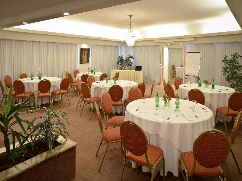 Hotel Iruna