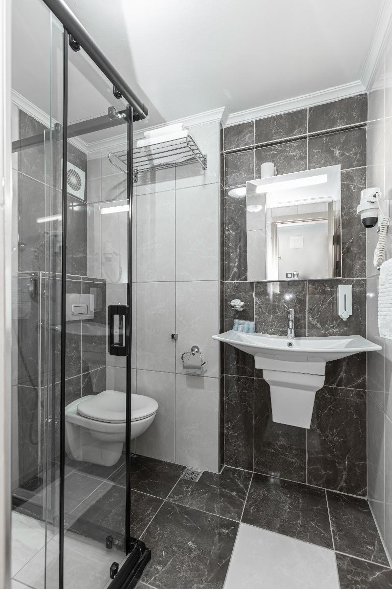 Bursa Grand Loyal City Hotel fotoğrafı