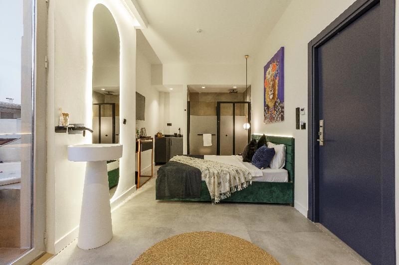 The One Living Hotel