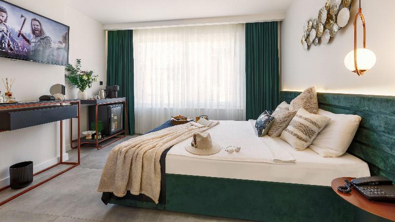 The One Living Hotel