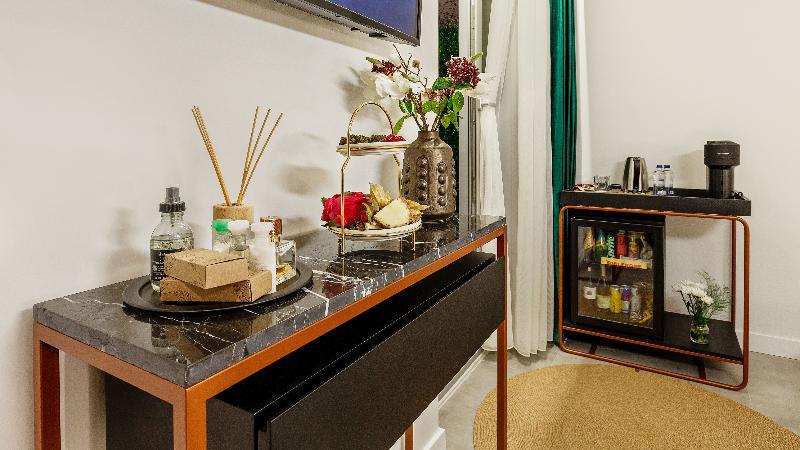 The One Living Hotel