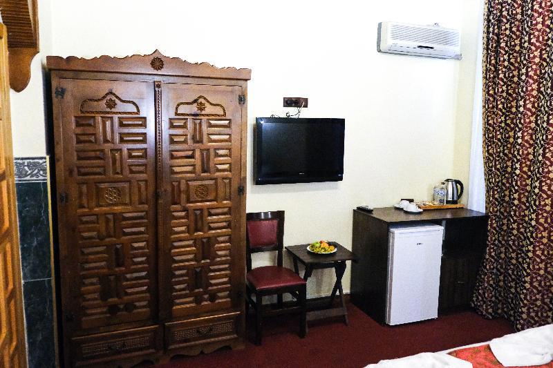 Le Antique 1892 Istanbul