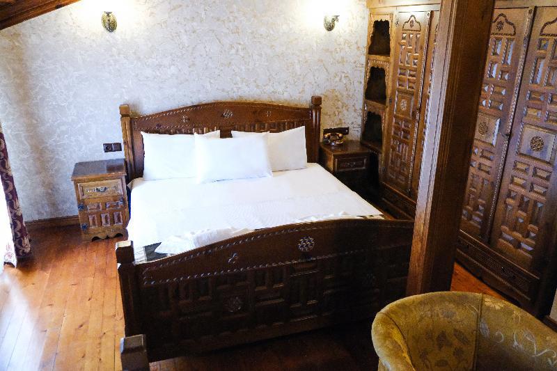 Le Antique 1892 Istanbul