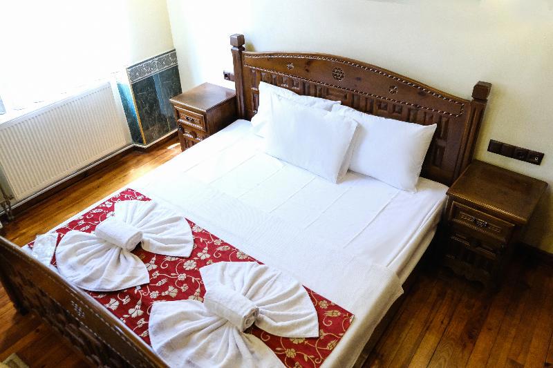 Le Antique 1892 Istanbul