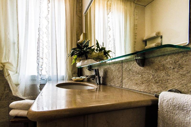 Hotel Baviera galeri fotoğrafı