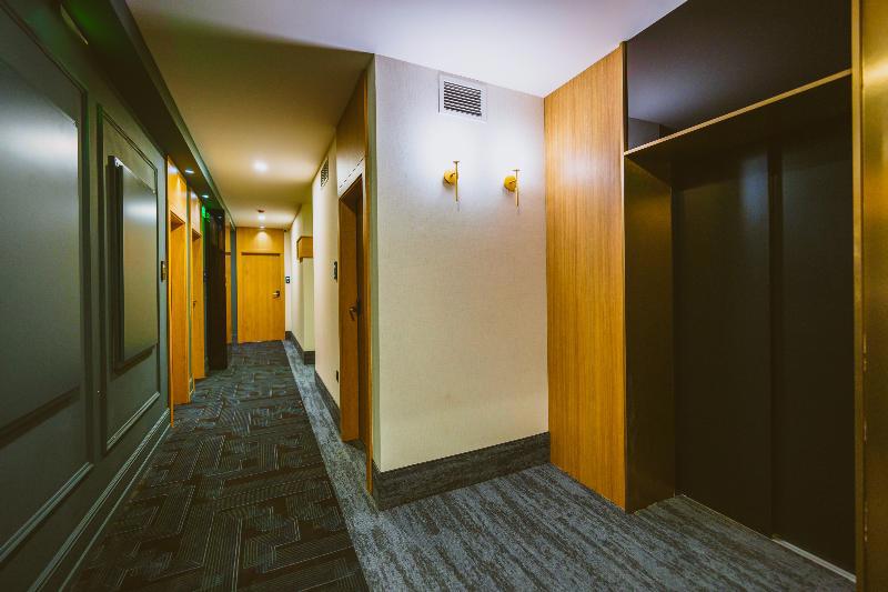 B1 Downtown Hotel