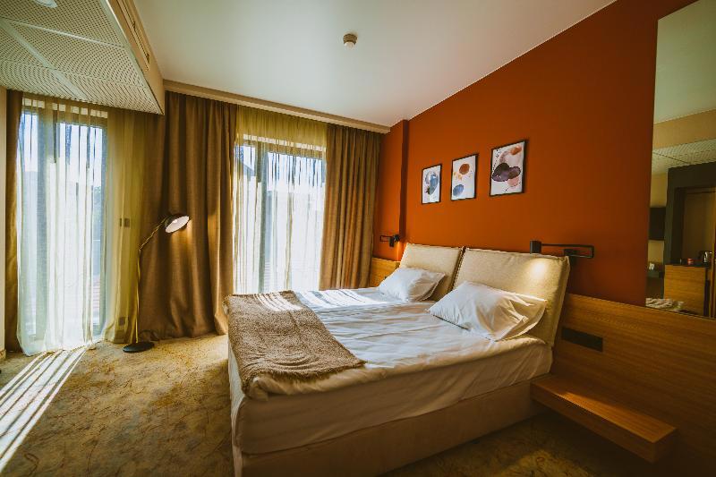 B1 Downtown Hotel