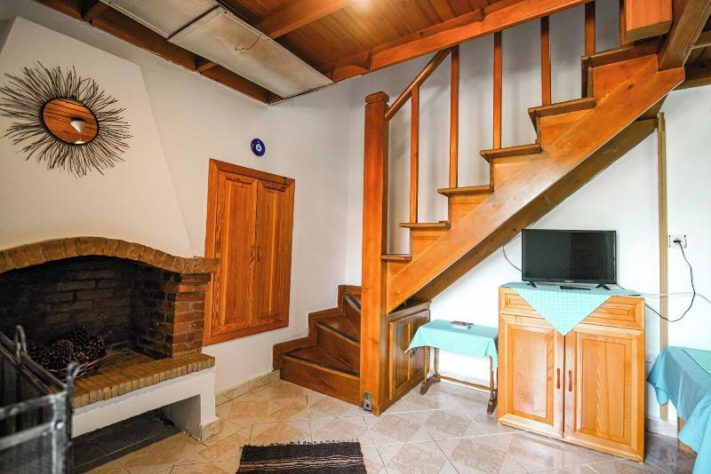 Madam Afrodit Konukevi