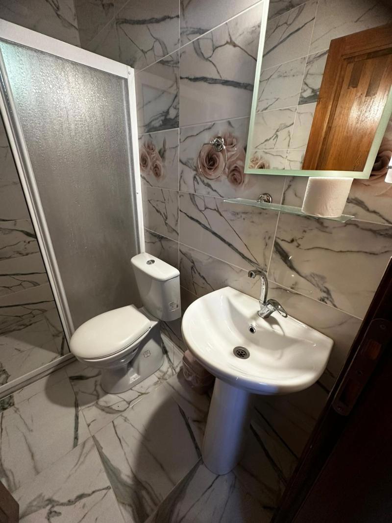 Madam Afrodit Konukevi