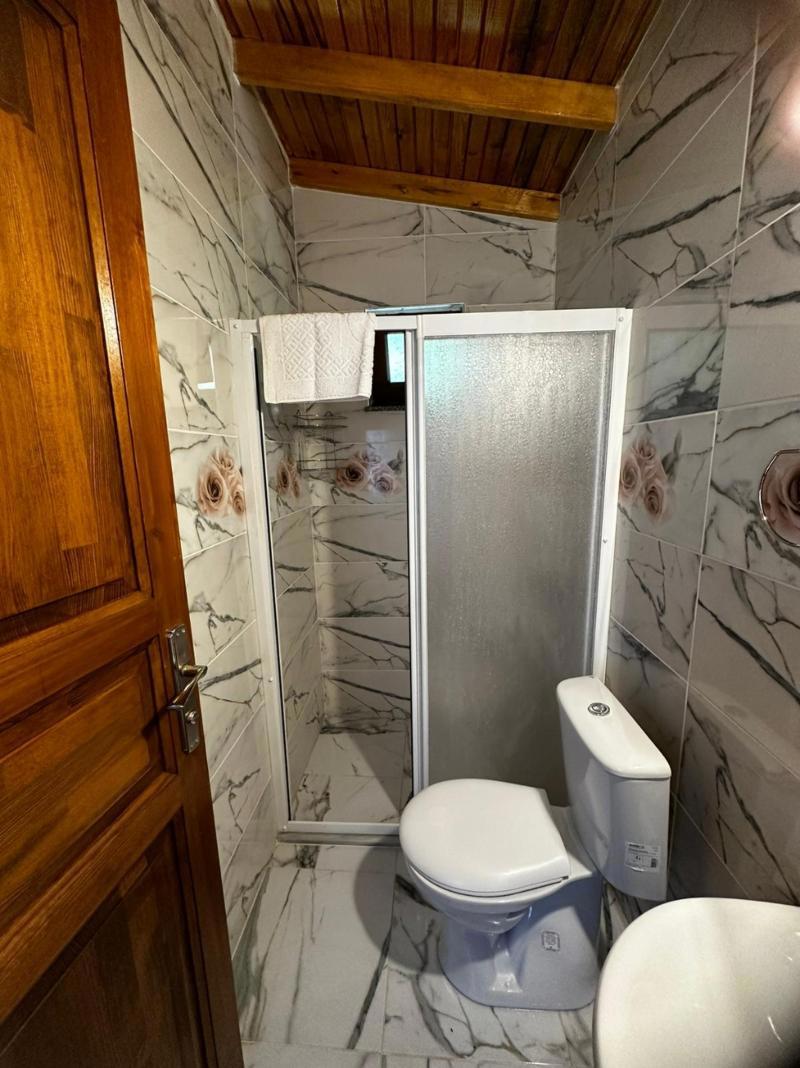 Madam Afrodit Konukevi