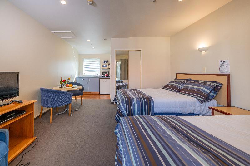 Daffodil Motel