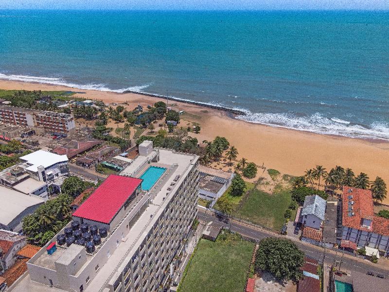 Corundum Breeze Negombo