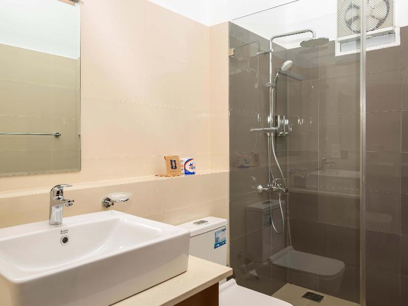Corundum Breeze Negombo