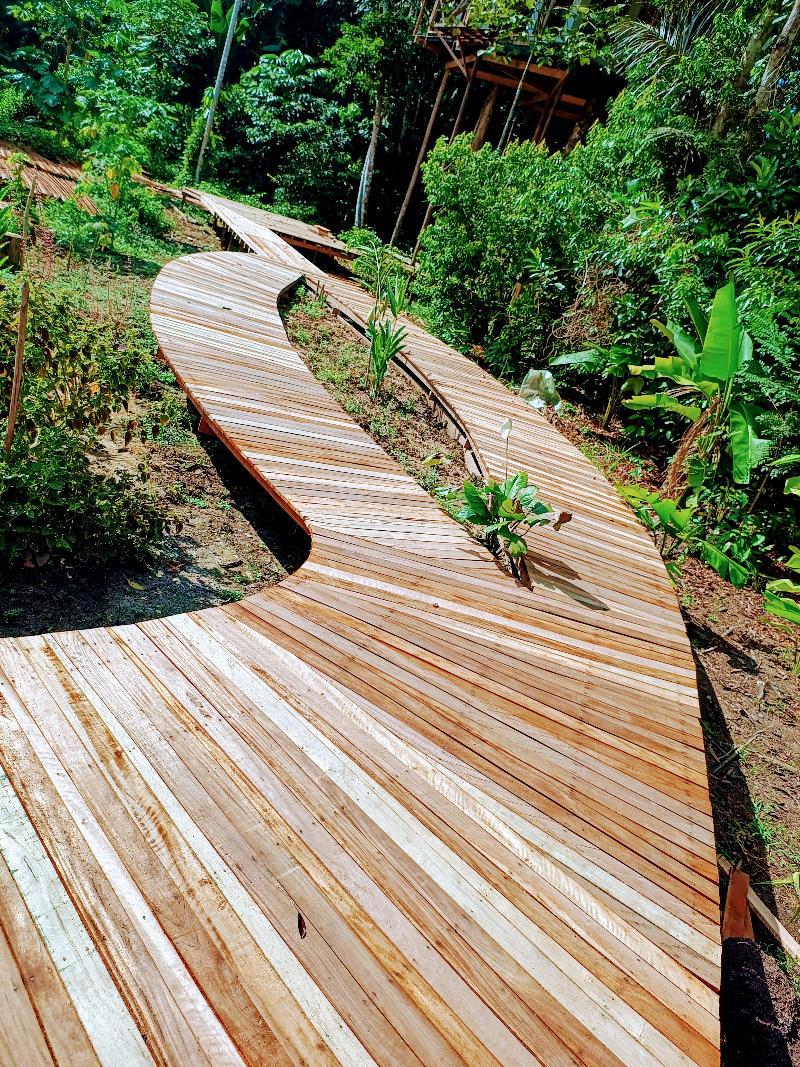 Buru Nature Hotel